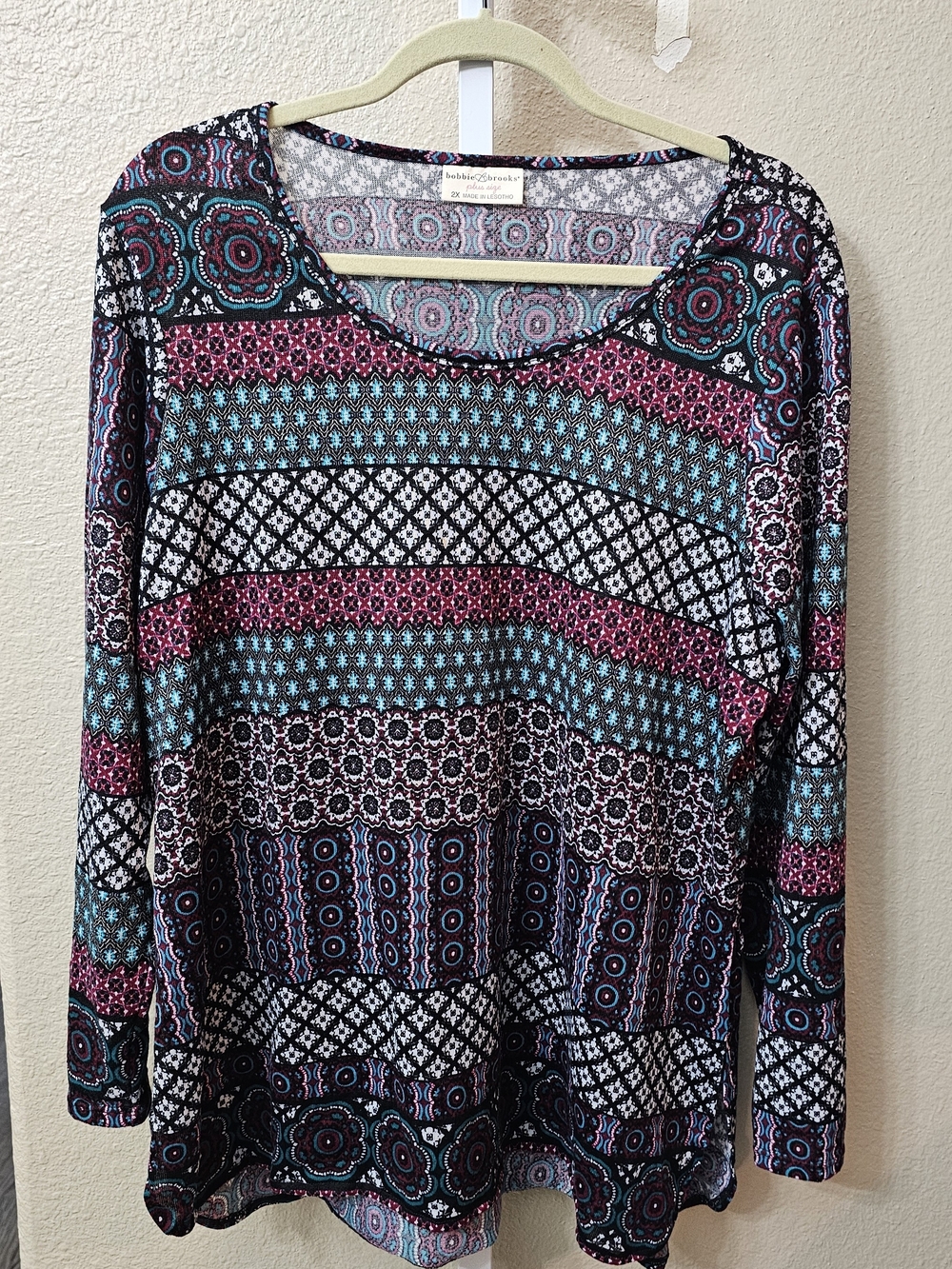 Bobbie Brooks Teal Pink Black Patterned Long-Sleeve Scoop Neck Top 2X